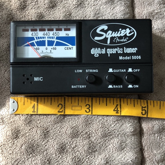 90s Squier By Fender Digital Quartz Guitar /Electric Guitar 🎸 Tuner Model 5006 - Picture 10 of 13